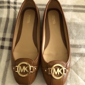 Michael Kors brown leather flats 8.5 never worn